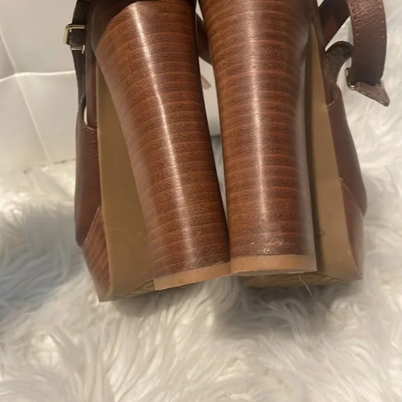 Steve Madden faux leather heels - Picture 4 of 4